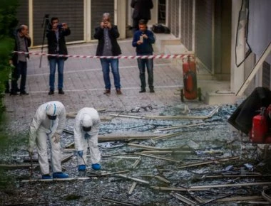 Βίντεο από drone: Εικόνες καταστροφής από την επίθεση στον ΣΚΑΪ